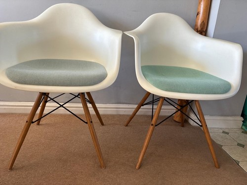 Authentic daw eames chairs - daw,